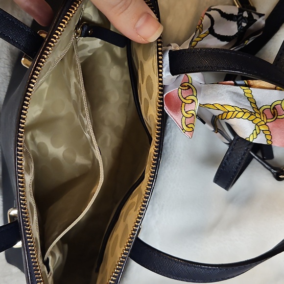 Kate Spade Navy Saffiano Leather Satchel Crossbody "Cedar Street Maise" - Picture 7 of 8